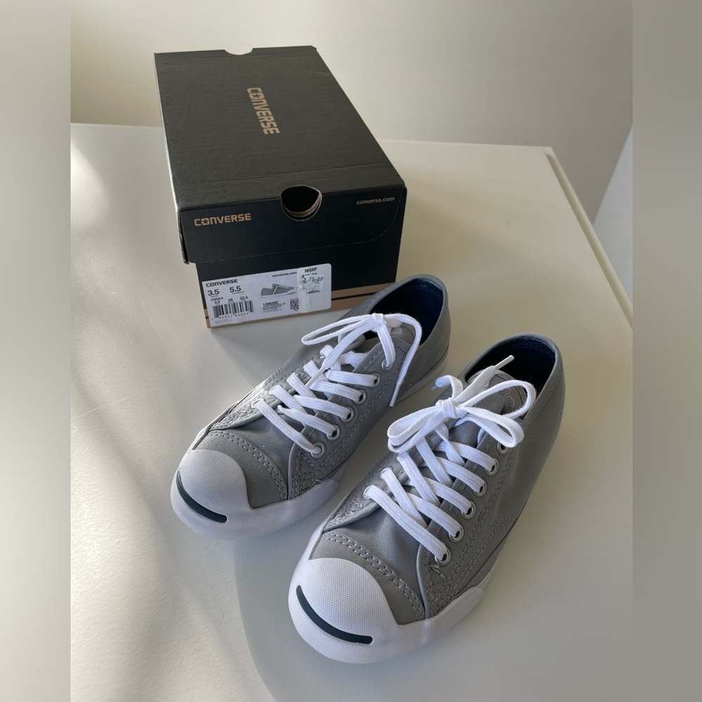 NWT Converse Jack Purcell canvas low top shoe size Women 5.5 in Grey/Navy